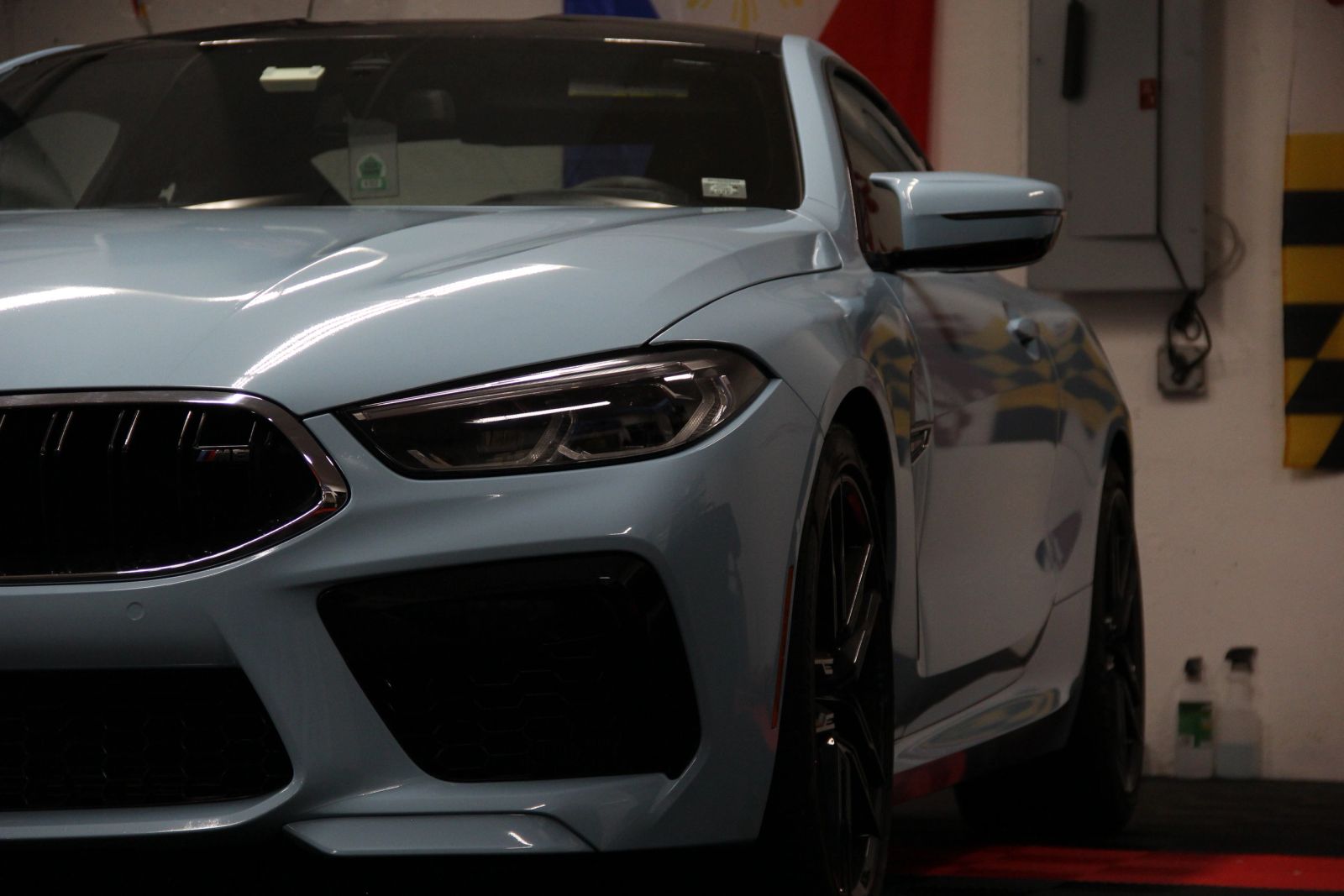 2020 BMW M8 wrapped in Avery Dennison SW900 Gloss Sea Breeze Blue